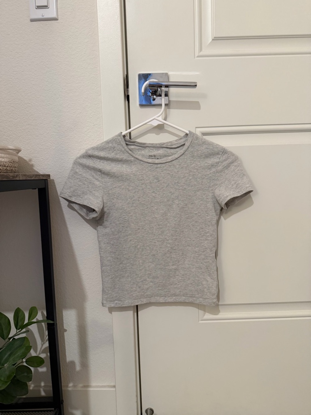 Abercrombie Essential Baby Tee Light Grey